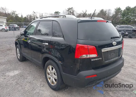 2013 Kia Sorento Lx z USA, uszkodzony, nr VIN 5XYKT3A61DG414943